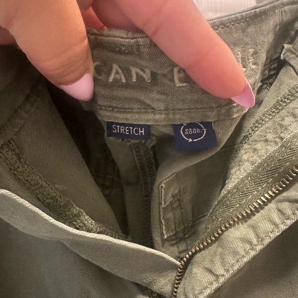 American Eagle Outfitters Sage Green Cargo Pants - Picture 2 of 9